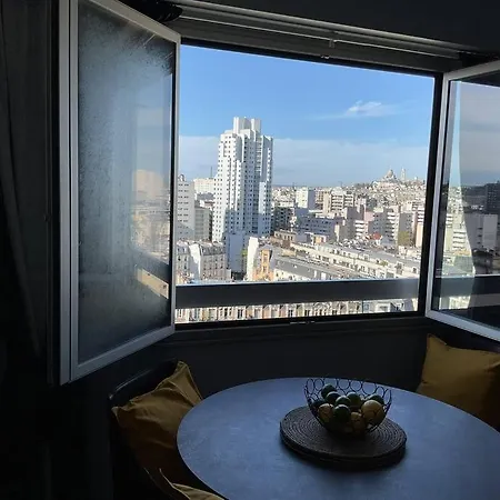 Apartment Chic Parisian Sacre Coeur Views Paris