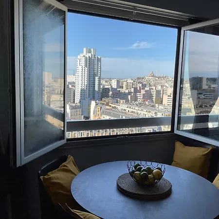 Chic Parisian Sacre Coeur Views Apartment *
