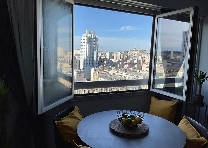 Chic Parisian Sacre Coeur Views Apartman *